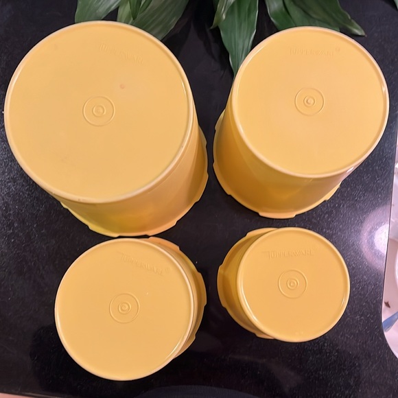Tupperware - Yellow Nesting Servalier Canister (Set of 4) - Picture 6 of 12